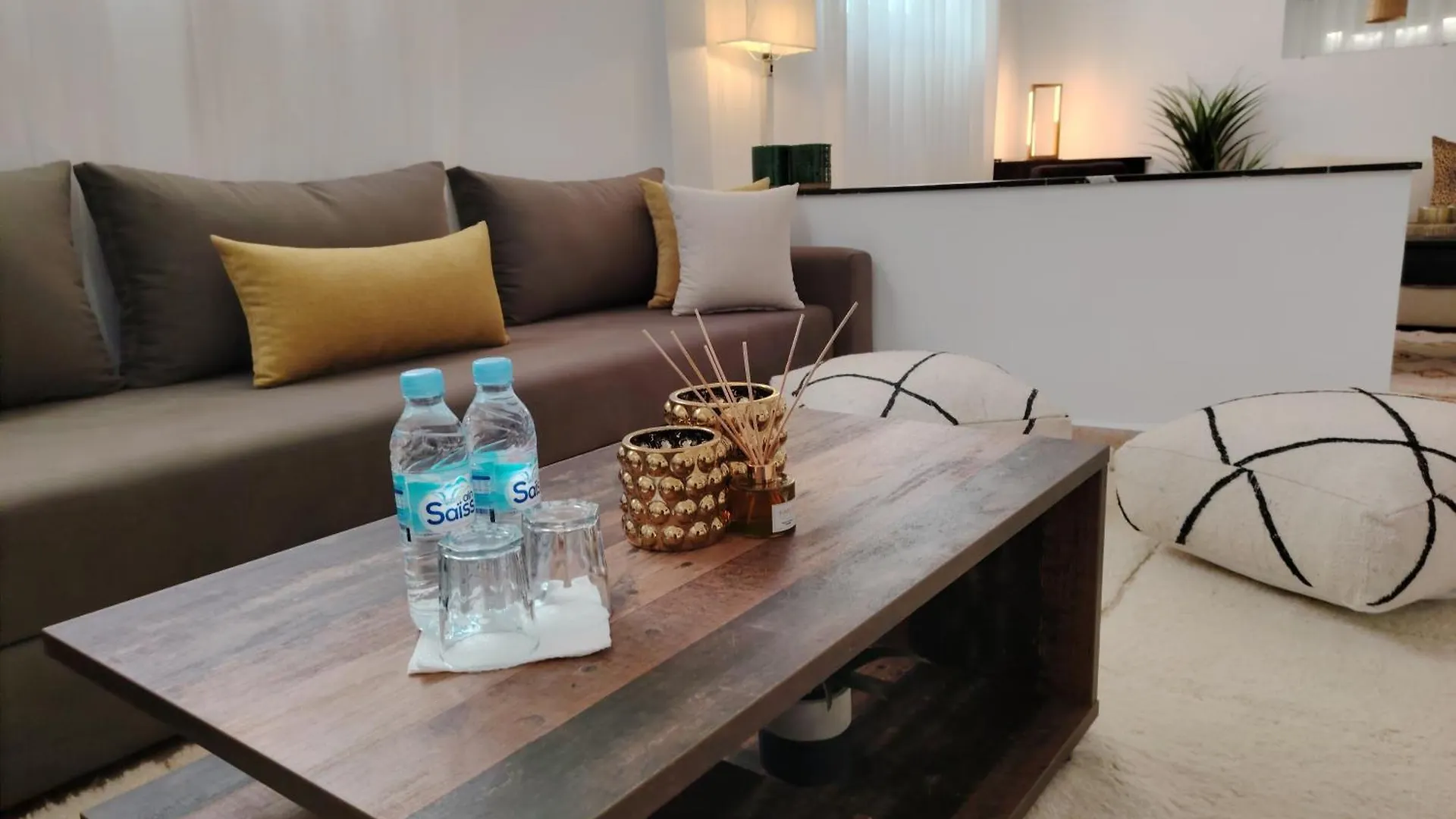 Bougainvilliers Appartement Essaouira Morocco